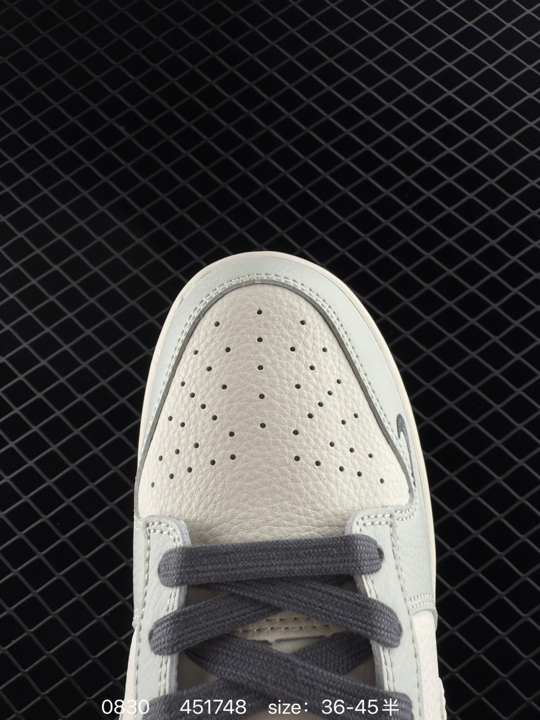 Travis Scott x Air Jordan 1 ” Reverse Mocha “